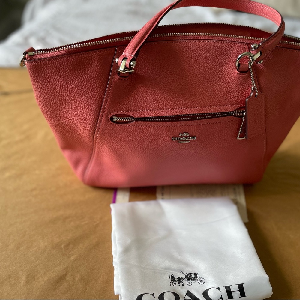 Coral bag ( Coach )